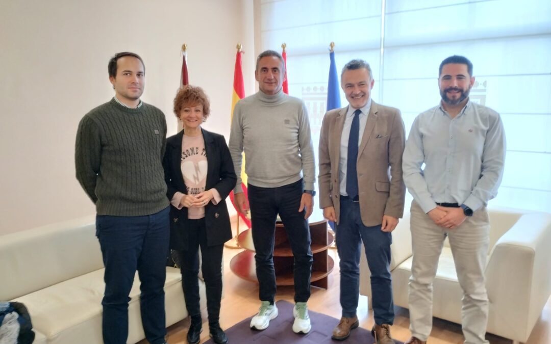 Reunión con el alcalde de Logroño